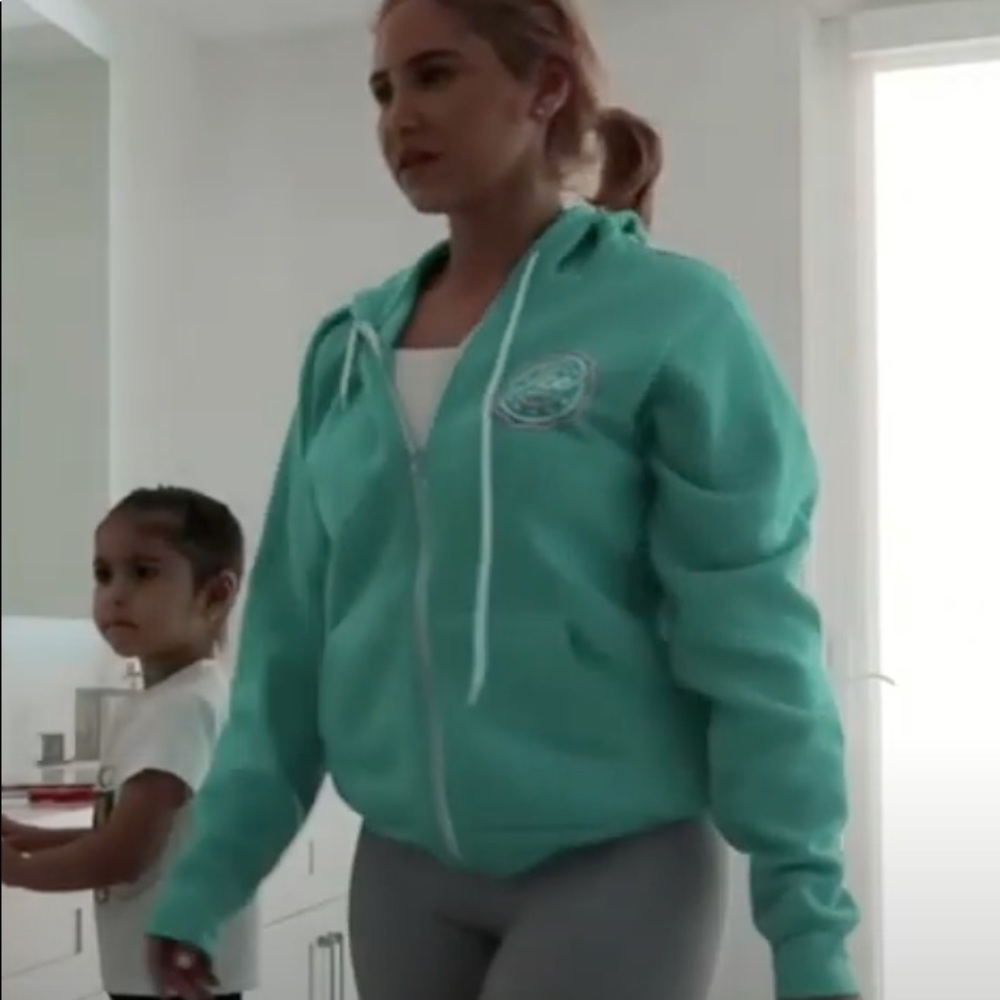 Team Ace Family Women hoodie XS Teal ZIP up